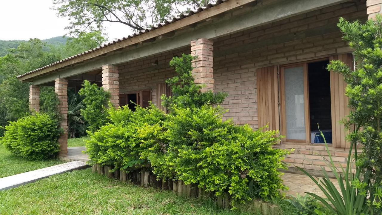 Recanto Dos Compadres - Hospedagem Praia Grande  Exterior foto